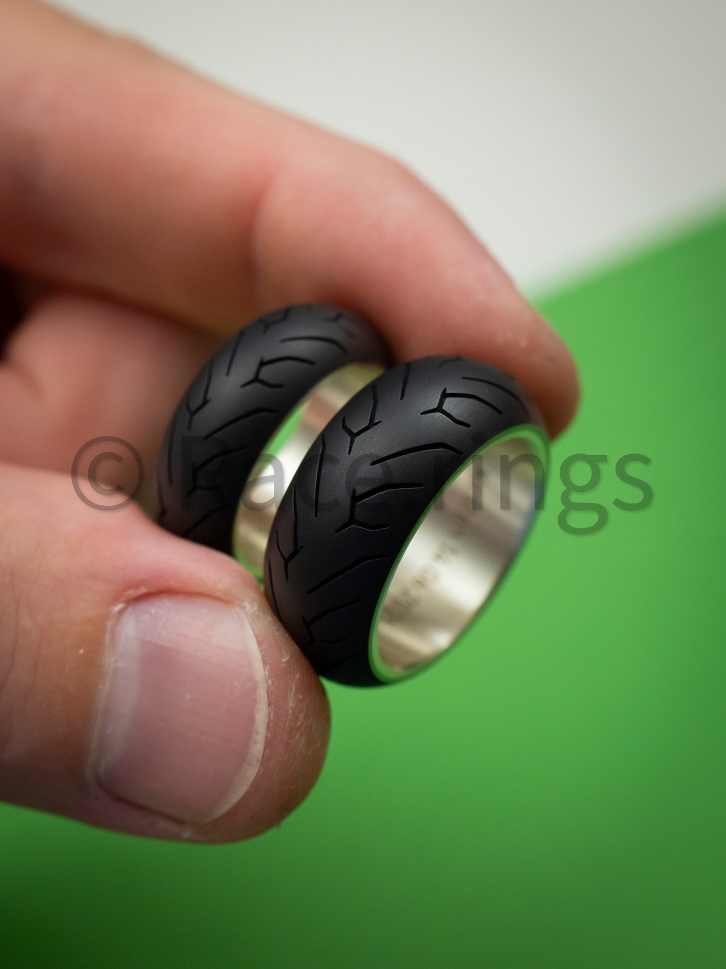 Rosso ll Titanium + Silver