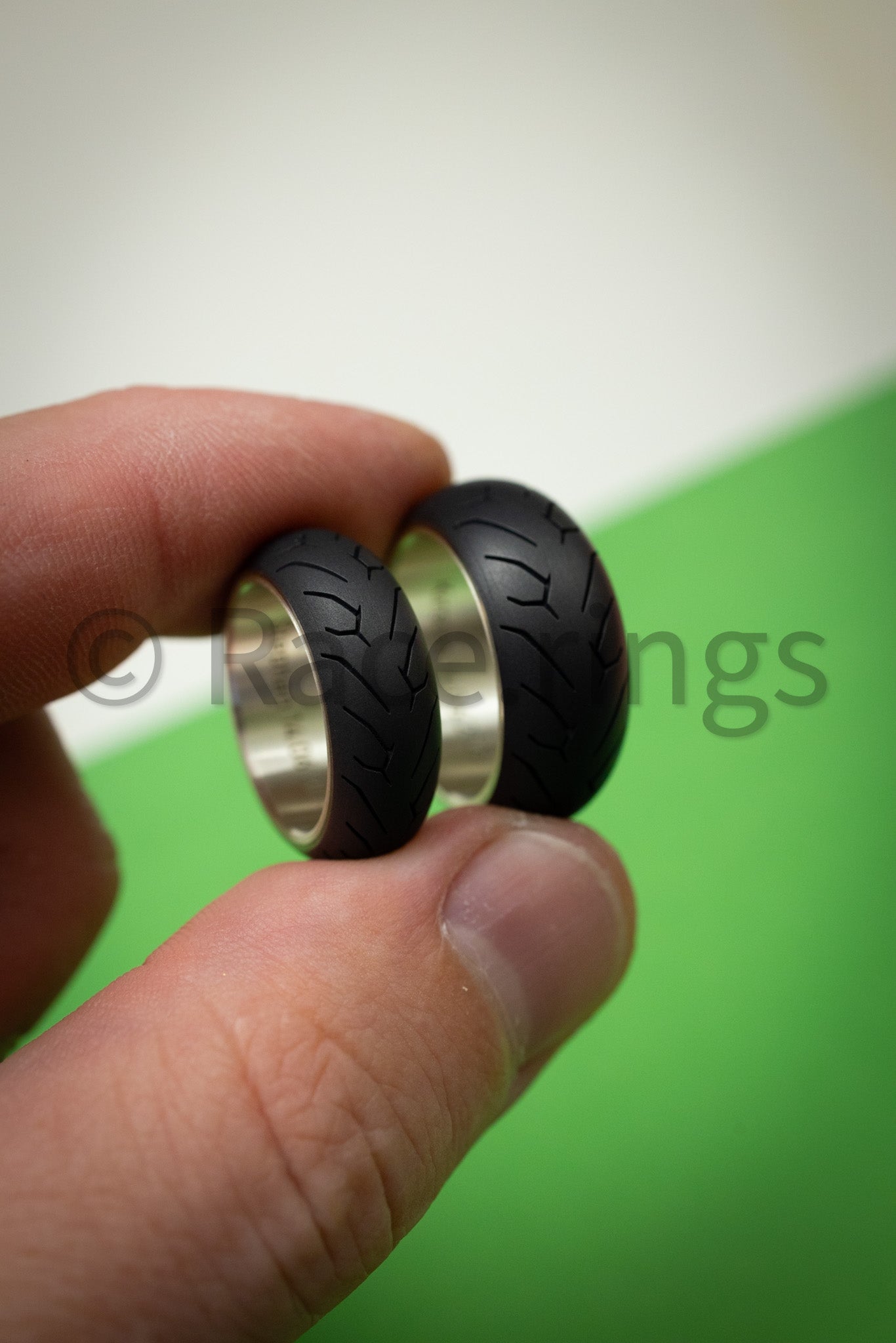 Rosso ll Titanium + Silver